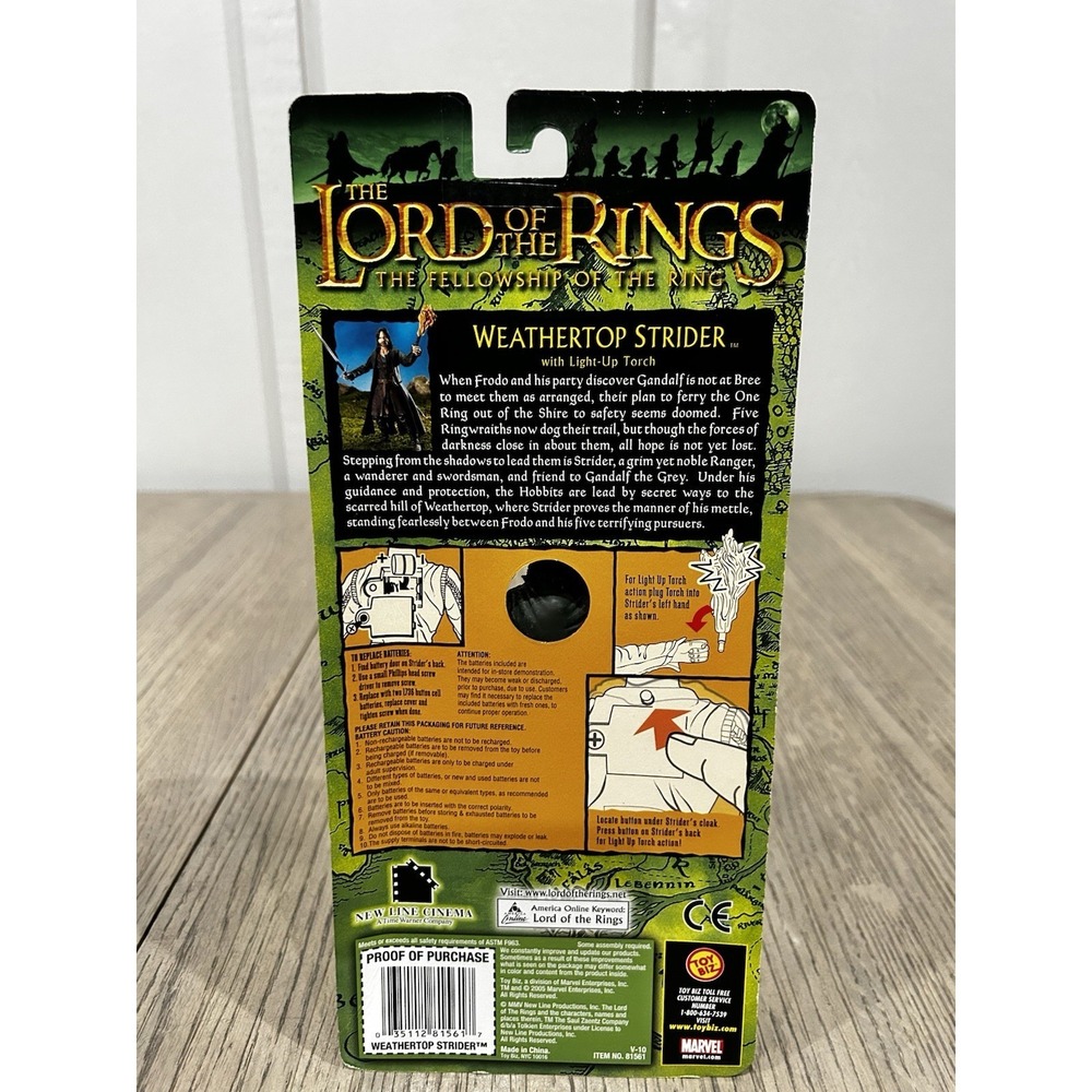 Lord of the Rings FOTR Strider Weathertop with Light Up Torch Figure - Picture 4 of 6